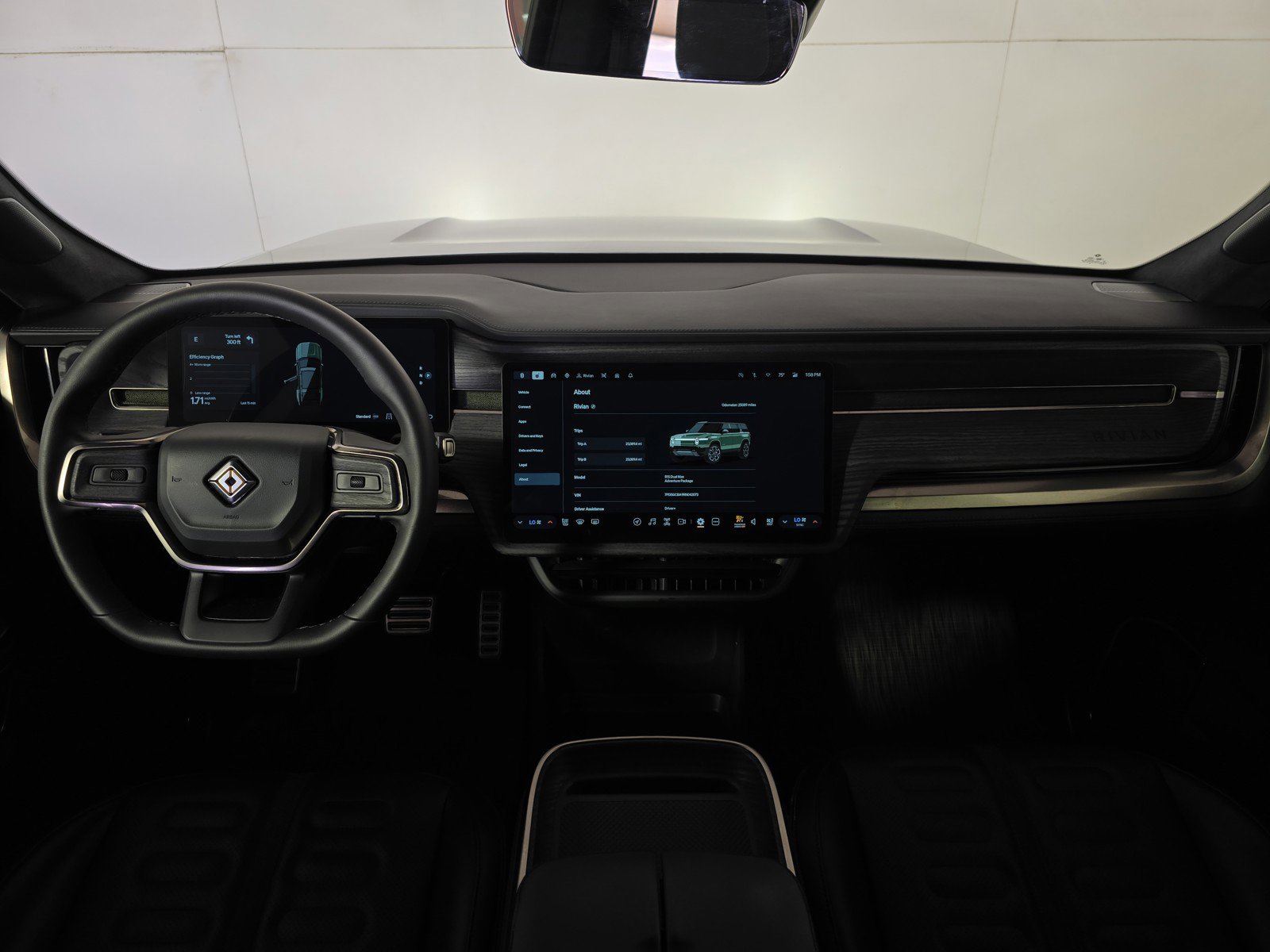 Used 2024 Rivian R1S Adventure AWD/4WD image 27