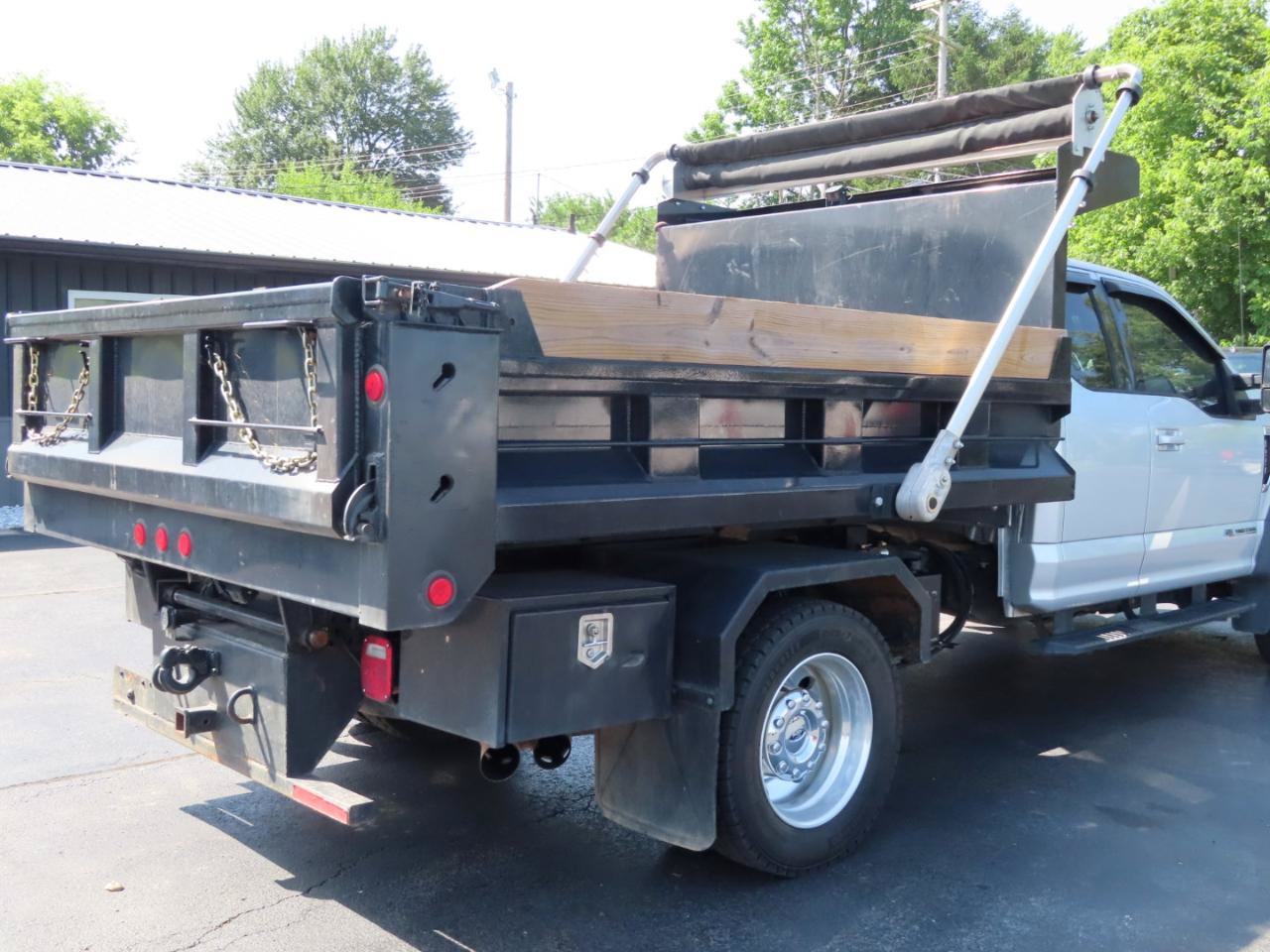 Used 2017 Ford F550 4x4 SuperCab Super Duty image 18