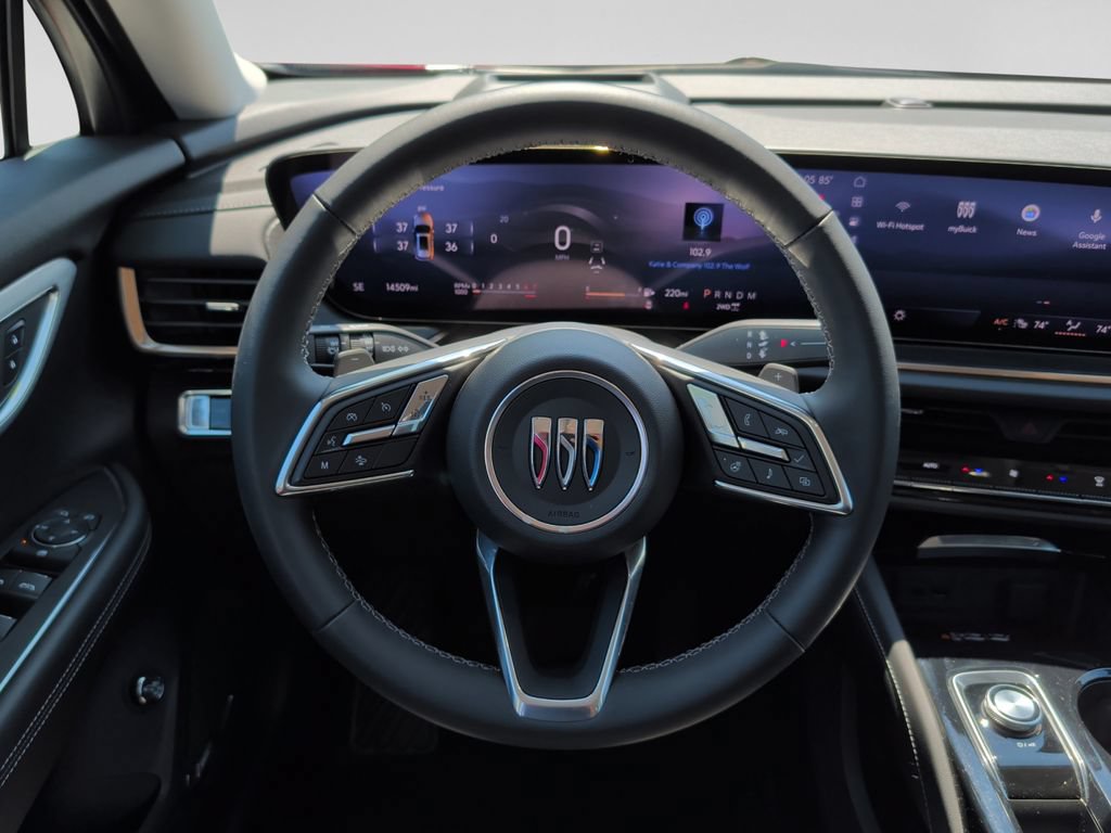 Used 2024 Buick Envision Avenir AWD/4WD image 11