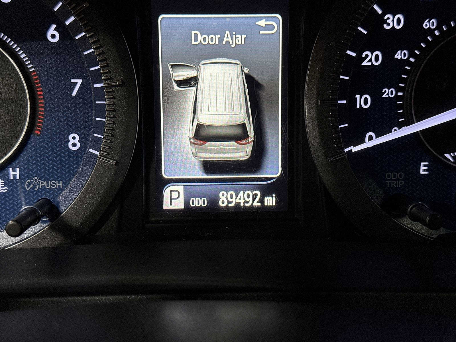 Used 2015 Toyota Sienna XLE w/ XLE Navigation Package FWD image 20