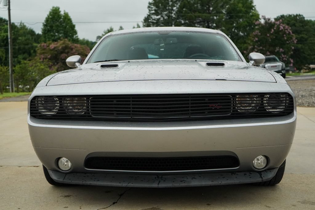 Used 2014 Dodge Challenger R/T RWD image 16