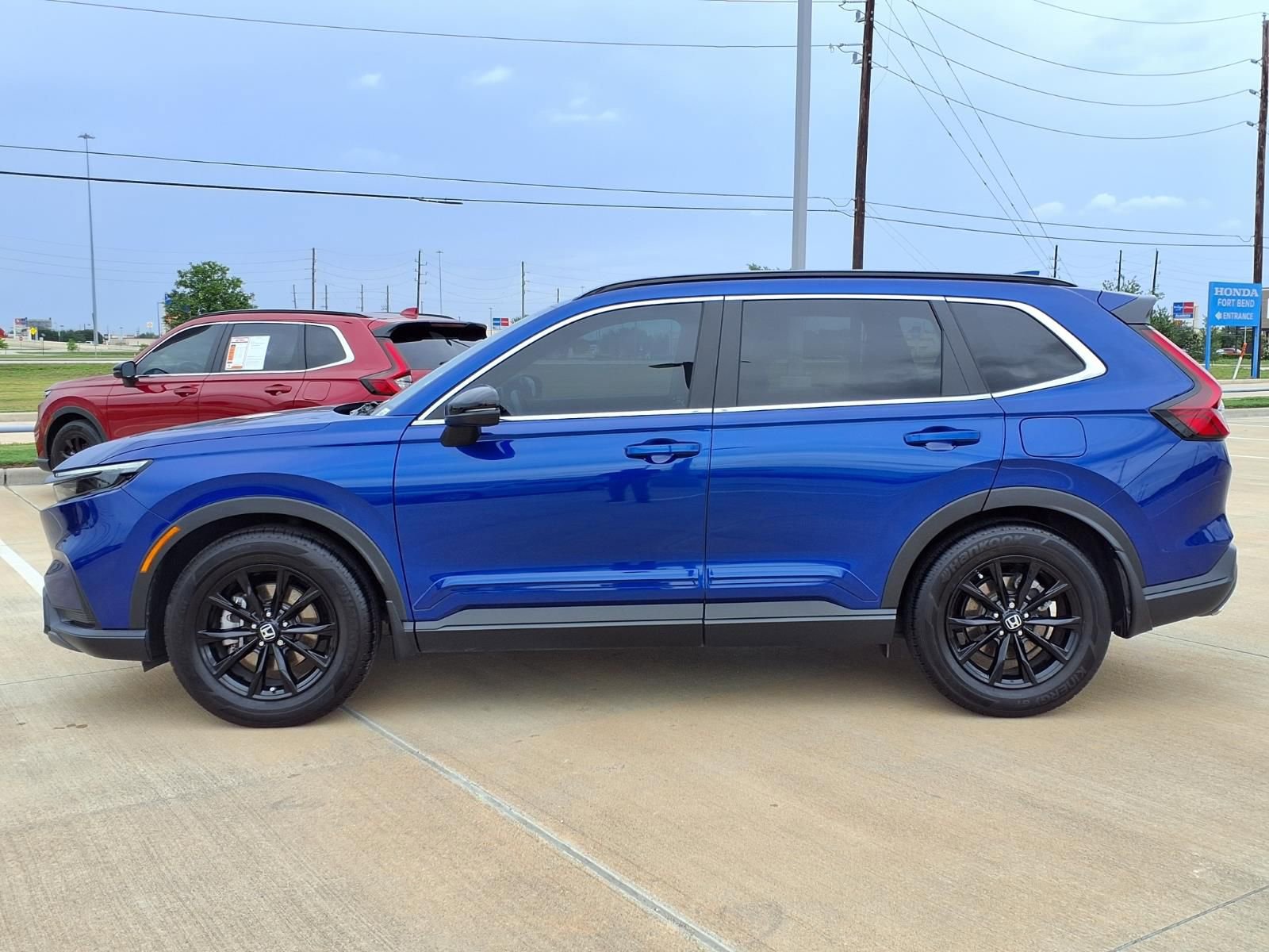 Used 2023 Honda CR-V Sport image 3