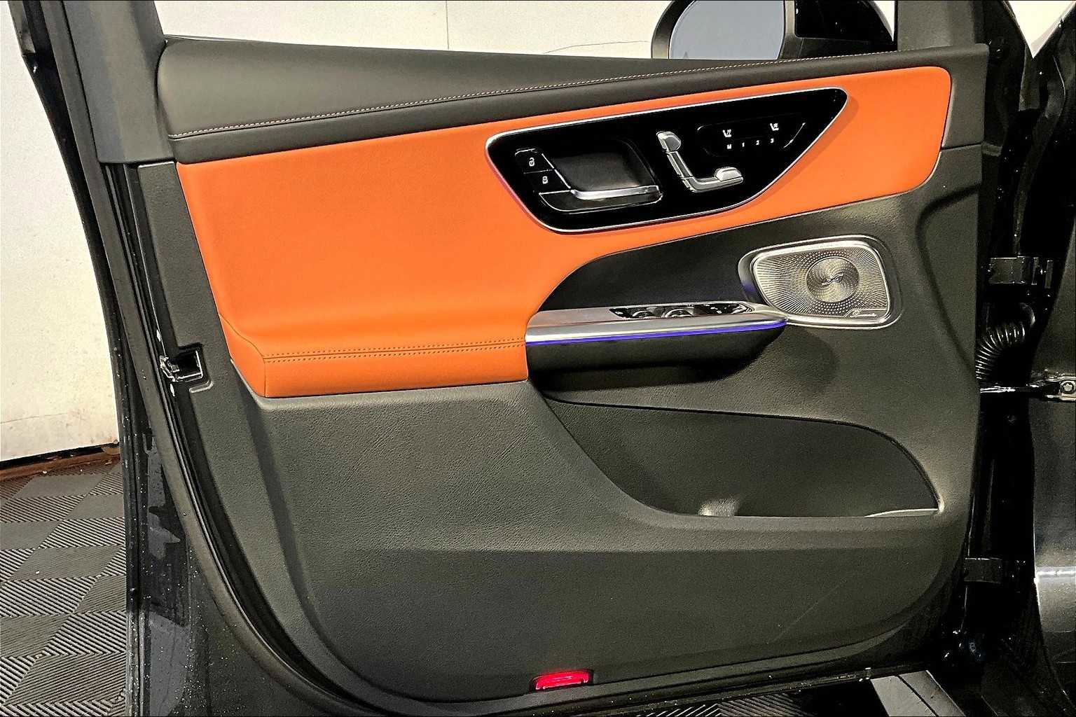 New 2026 Mercedes-Benz GLC 300 4MATIC image 11
