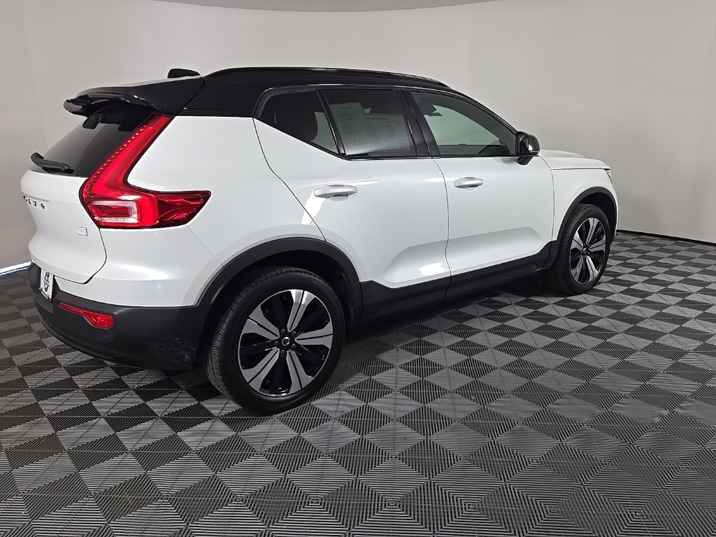 Certified 2023 Volvo XC40 Recharge Plus w/ Protection Package Premier image 6