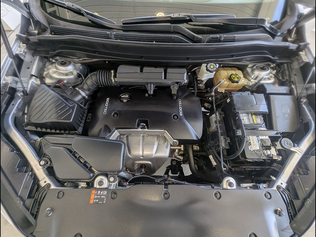 Used 2017 Buick Envision Essence FWD image 17