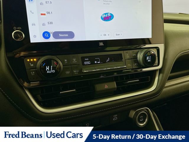 Used 2024 Toyota Grand Highlander Limited image 15