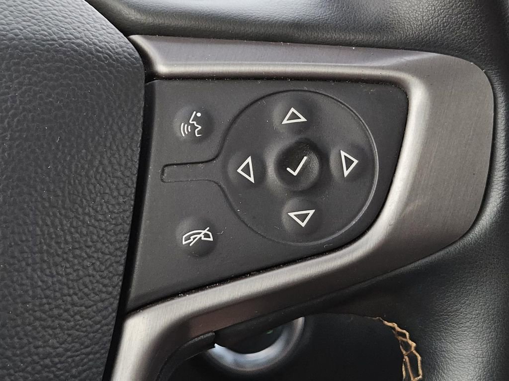 Used 2023 GMC Terrain AT4 image 20