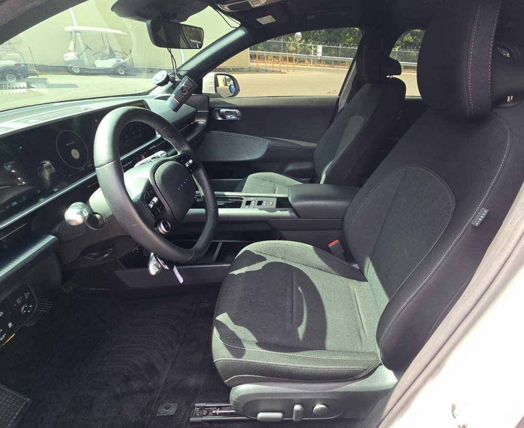Used 2024 Hyundai Ioniq 6 SE image 10