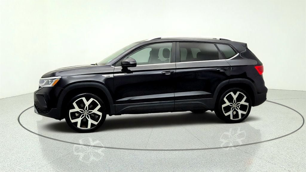Used 2023 Volkswagen Taos SEL AWD/4WD image 8