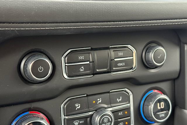 Used 2023 Chevrolet Tahoe Z71 w/ Luxury Package image 31