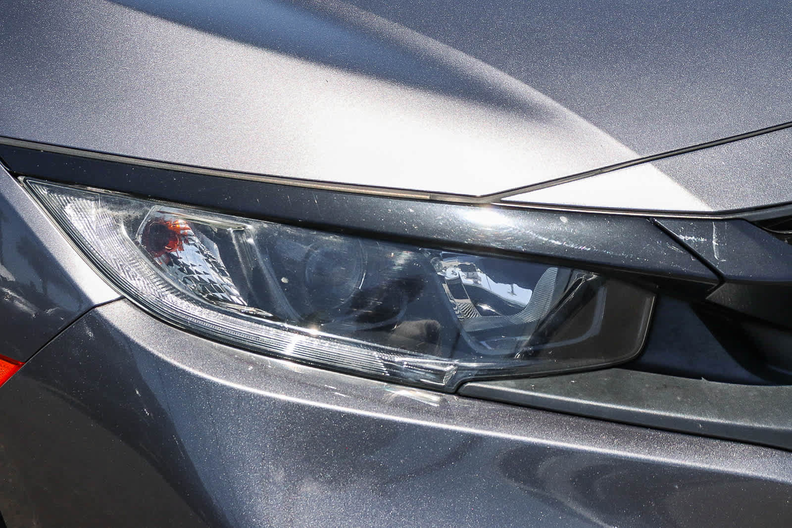 Used 2019 Honda Civic EX-L image 4