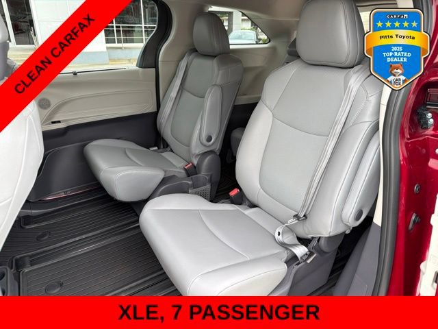 Used 2021 Toyota Sienna XLE FWD image 17