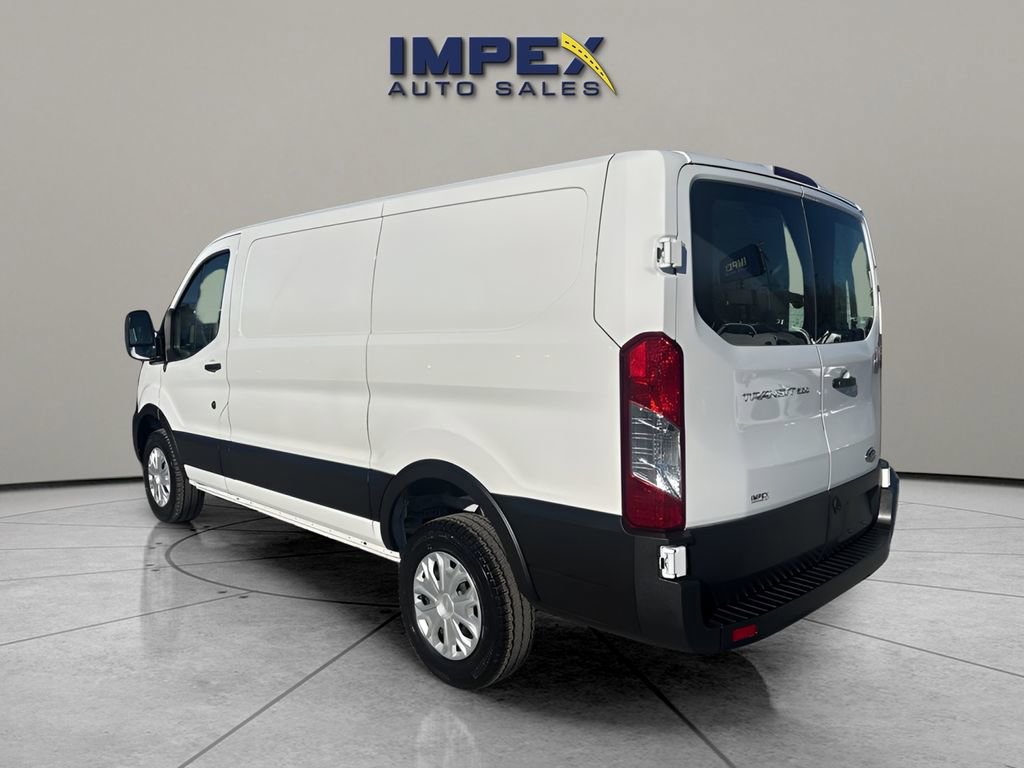 Used 2025 Ford Transit 250 Low Roof w/ Exterior Upgrade Package RWD image 3