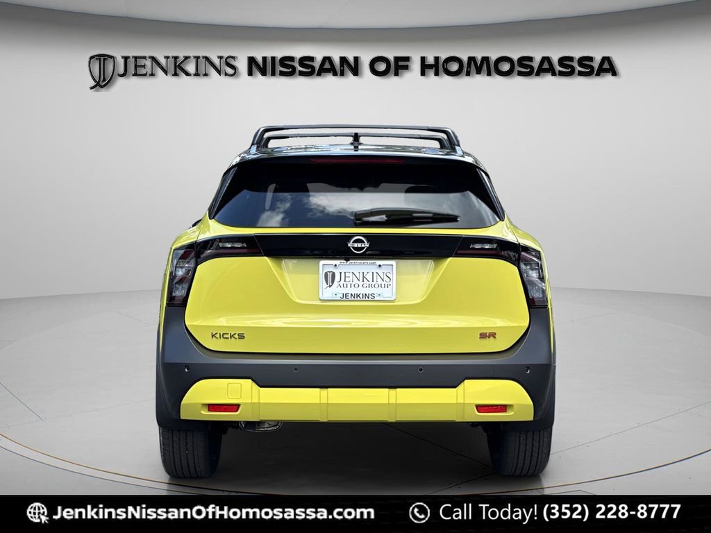 New 2026 Nissan Kicks SR image 5