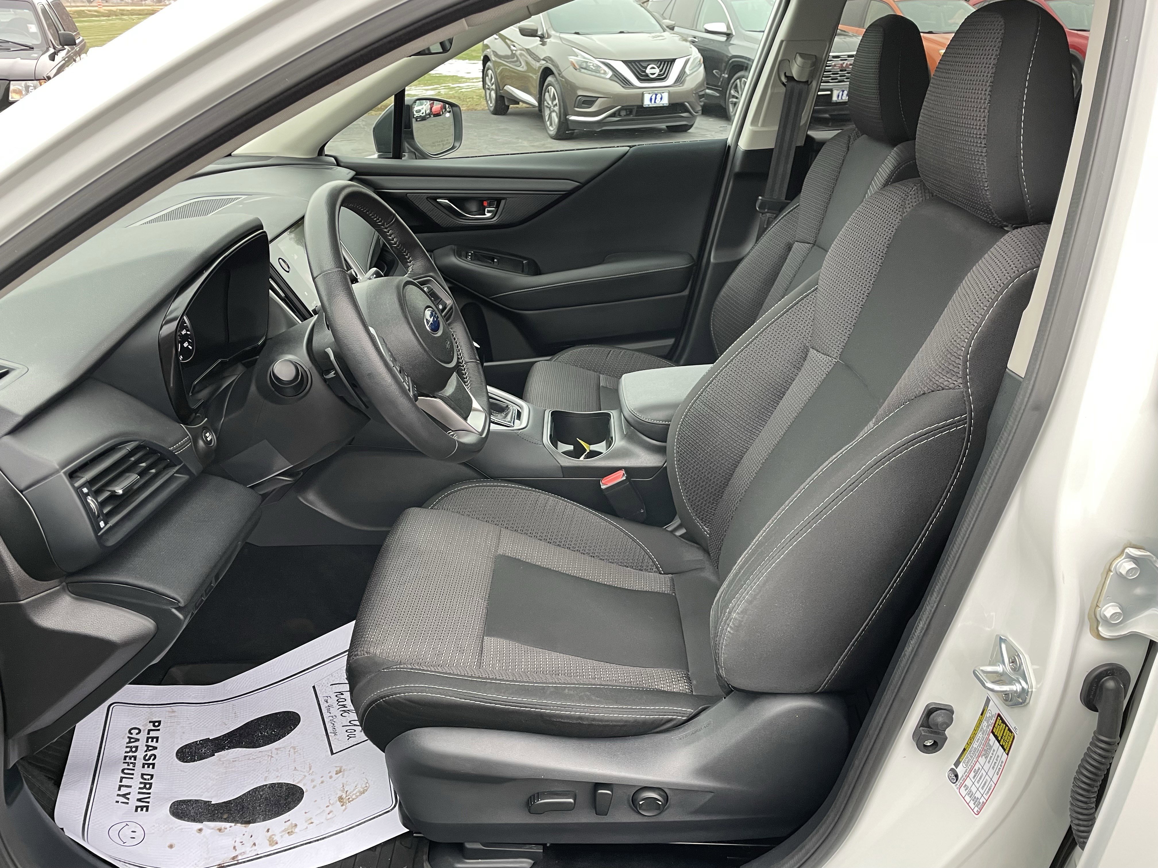 Used 2025 Subaru Outback Premium w/ Popular Package #1A image 19