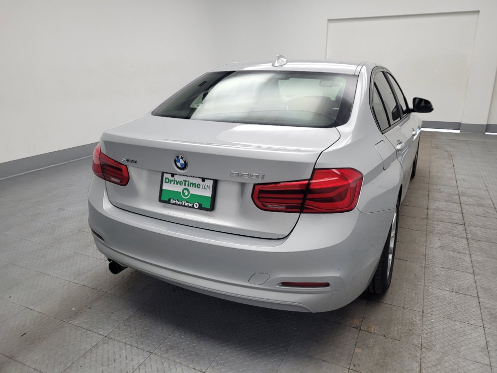 Used 2016 BMW 320i xDrive Sedan AWD/4WD image 7