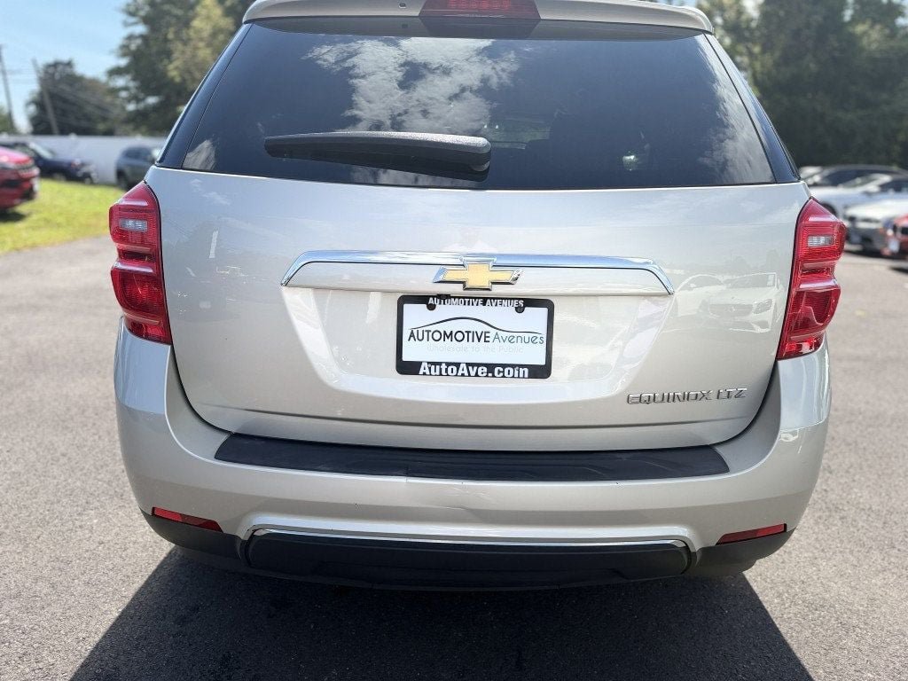Used 2016 Chevrolet Equinox LTZ FWD image 6