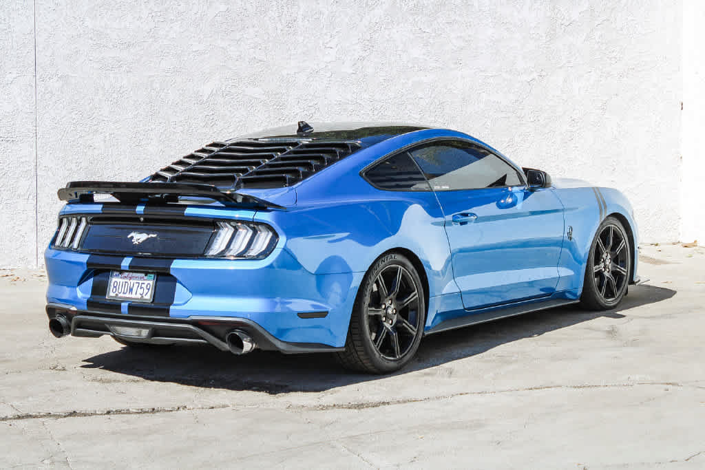 Used 2020 Ford Mustang Coupe w/ Equipment Group 101A RWD image 4