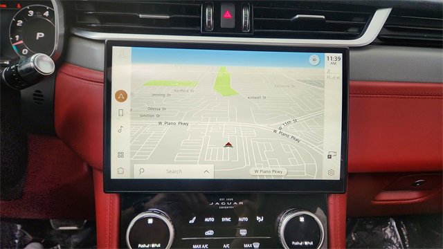 Used 2022 Jaguar F-PACE SVR image 45