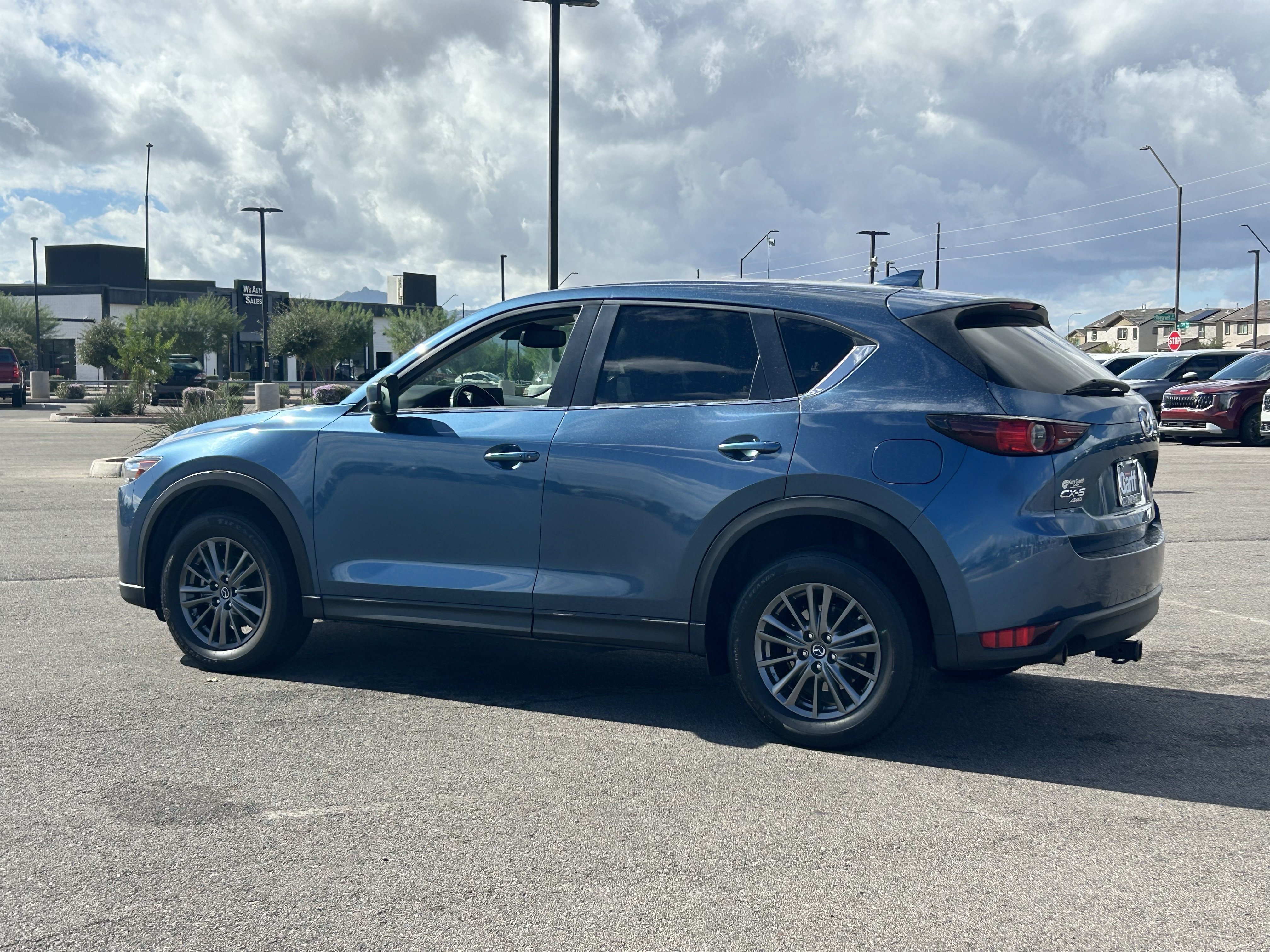 Used 2017 MAZDA CX-5 Touring w/ Preferred Equipment Package AWD/4WD image 3