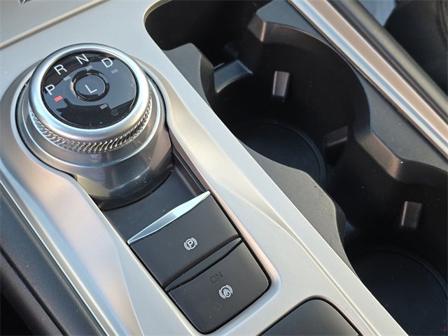 Used 2022 Ford Explorer XLT image 28