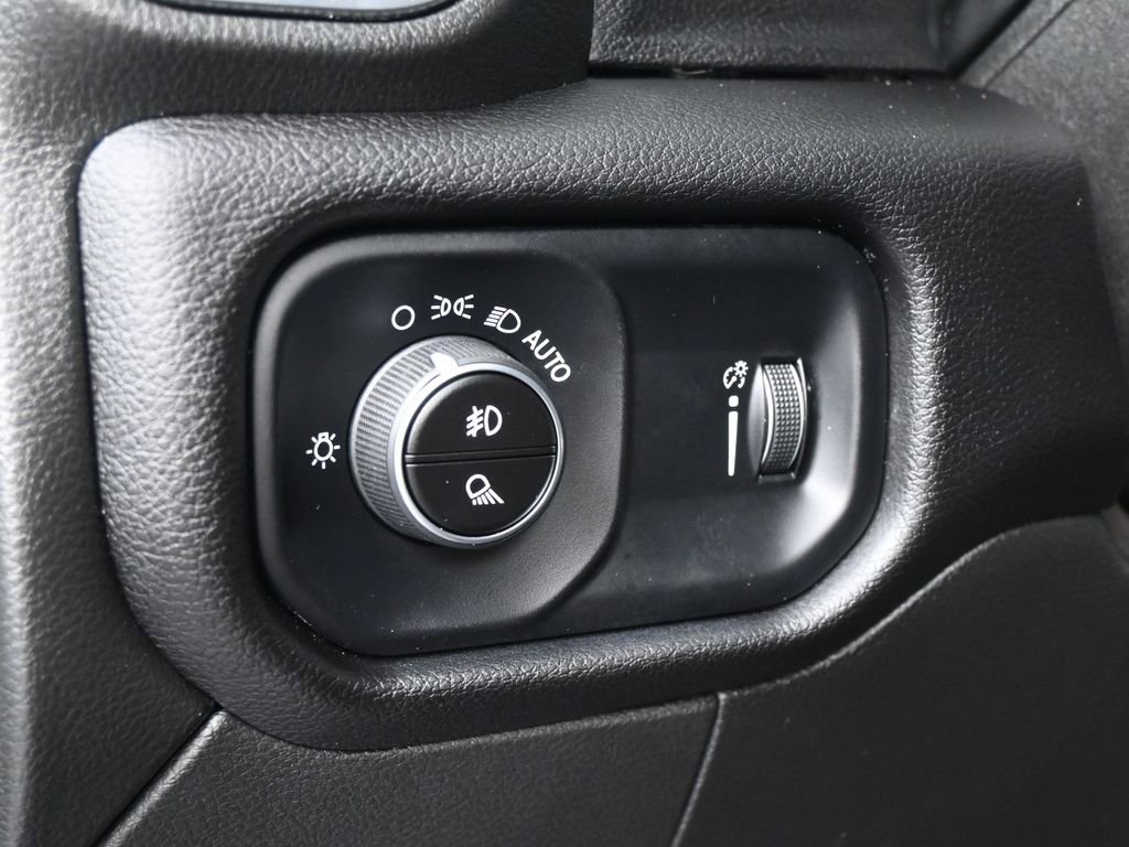 Used 2026 RAM 2500 Big Horn AWD/4WD image 15