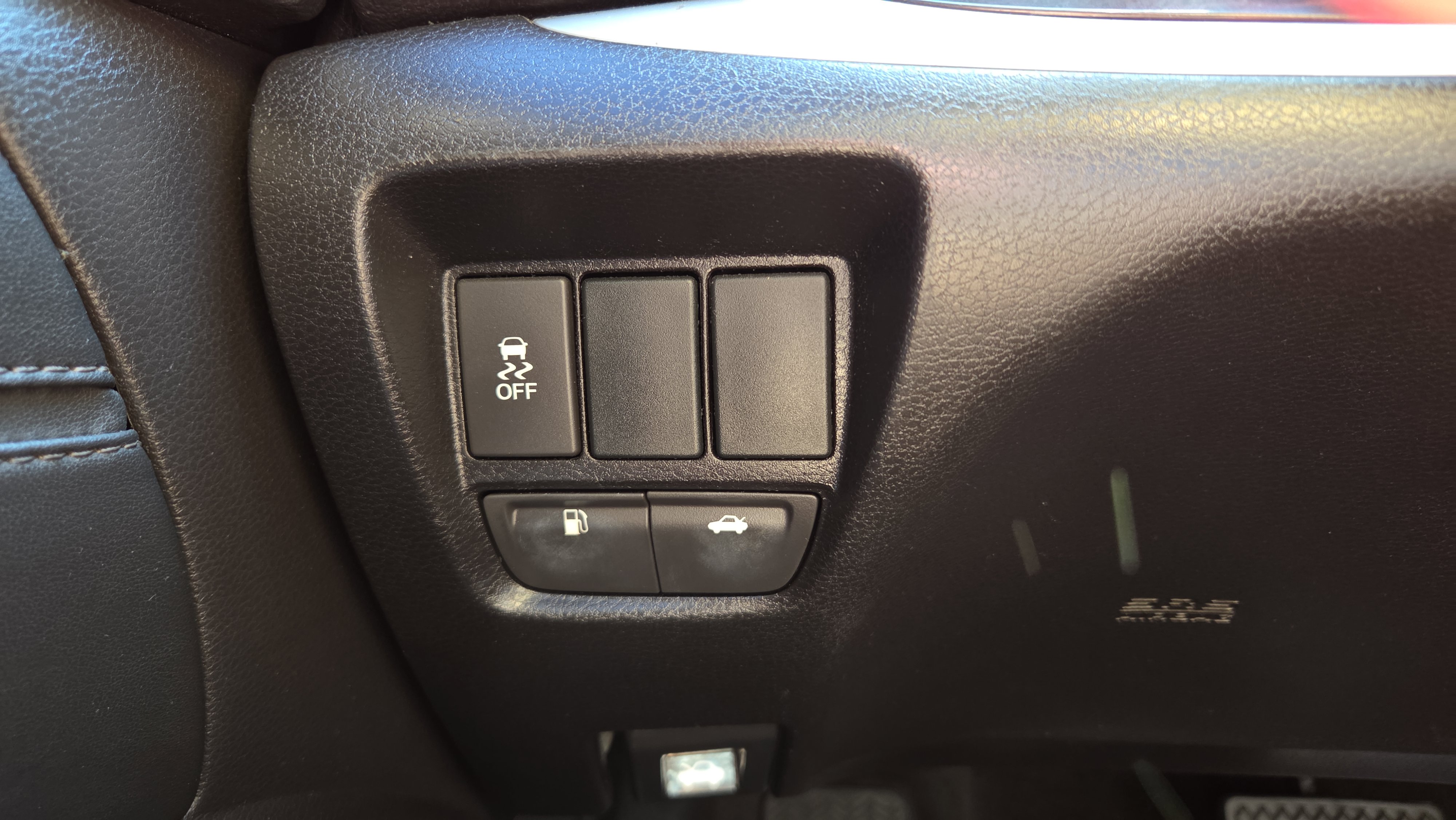 Used 2017 Acura TLX FWD image 26