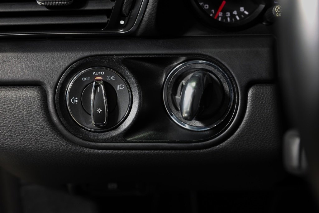 Used 2018 Porsche 911 Targa 4S image 33