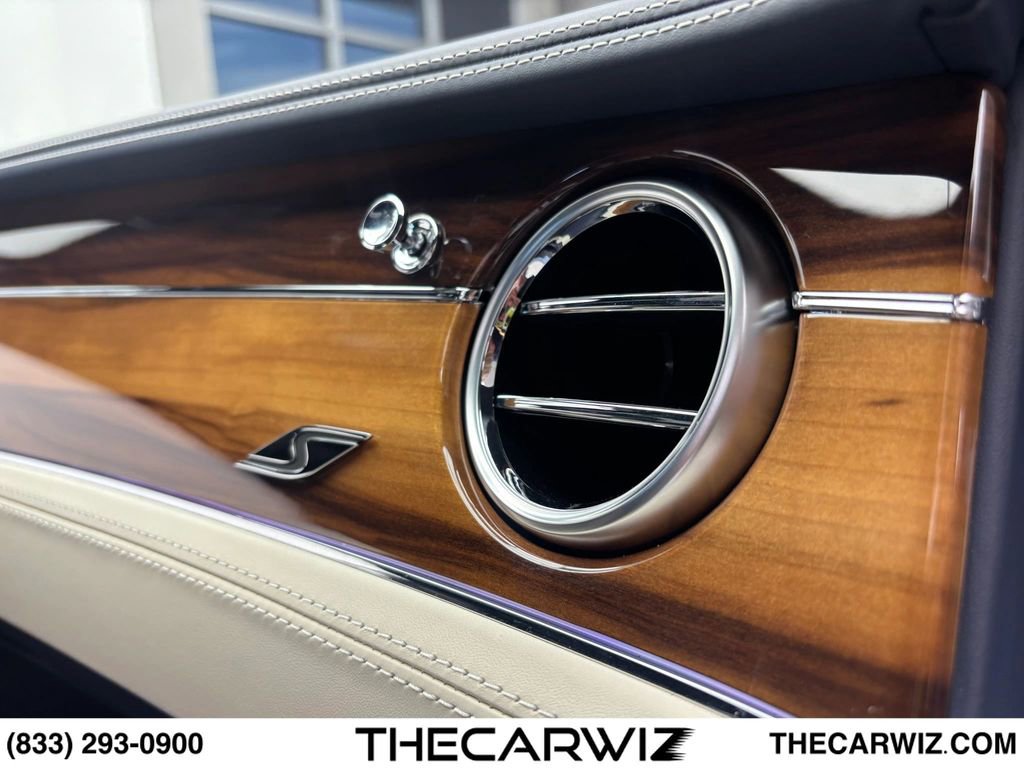 Used 2024 Bentley Continental GT V8 AWD/4WD image 89