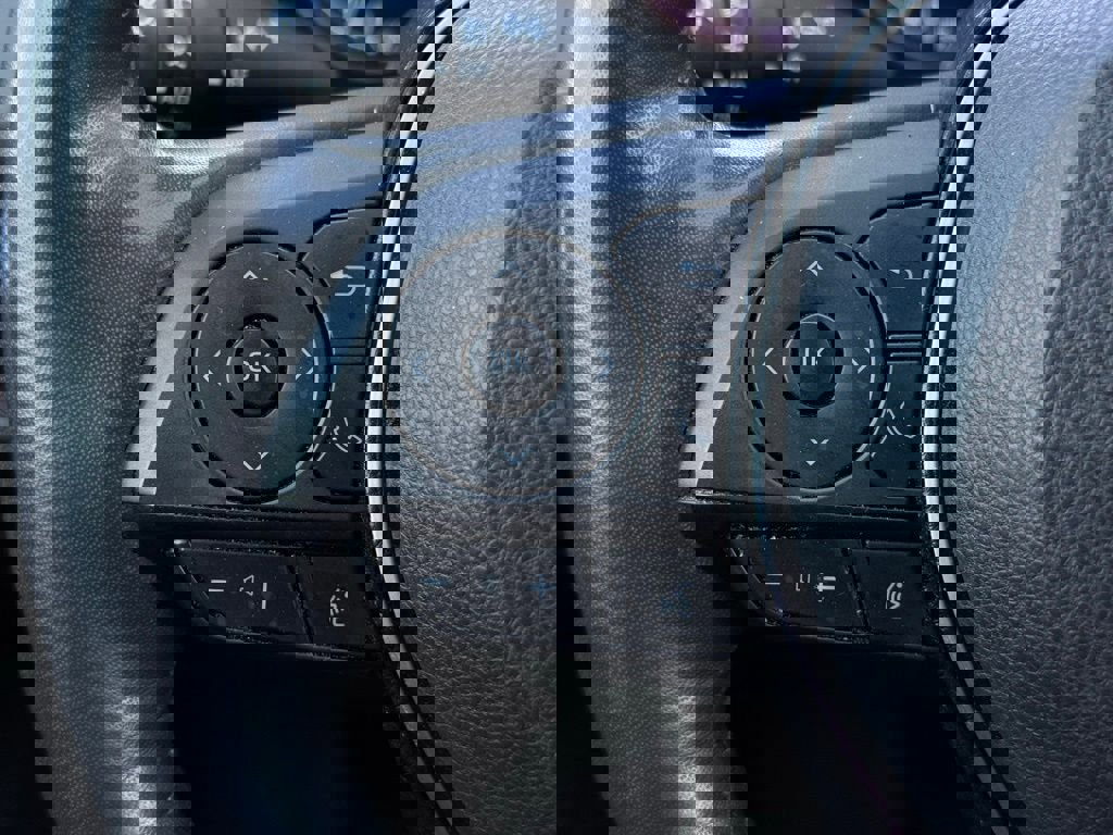 Used 2021 Toyota RAV4 Limited image 38