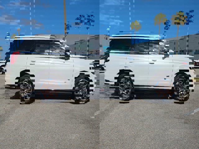 New 2026 Ford Expedition King Ranch image 3