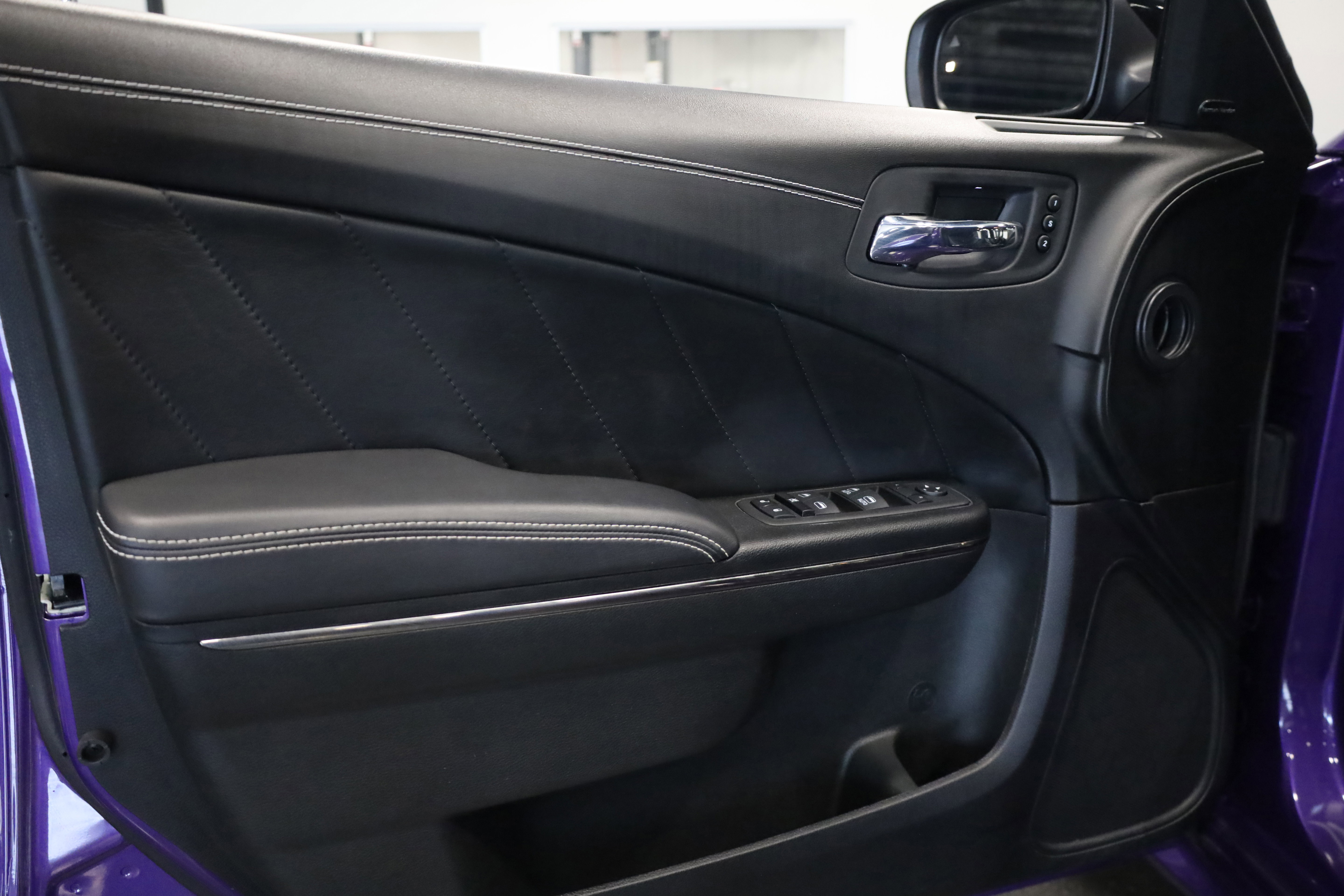 Used 2023 Dodge Charger SRT Hellcat w/ Harman/Kardon Audio Group image 14