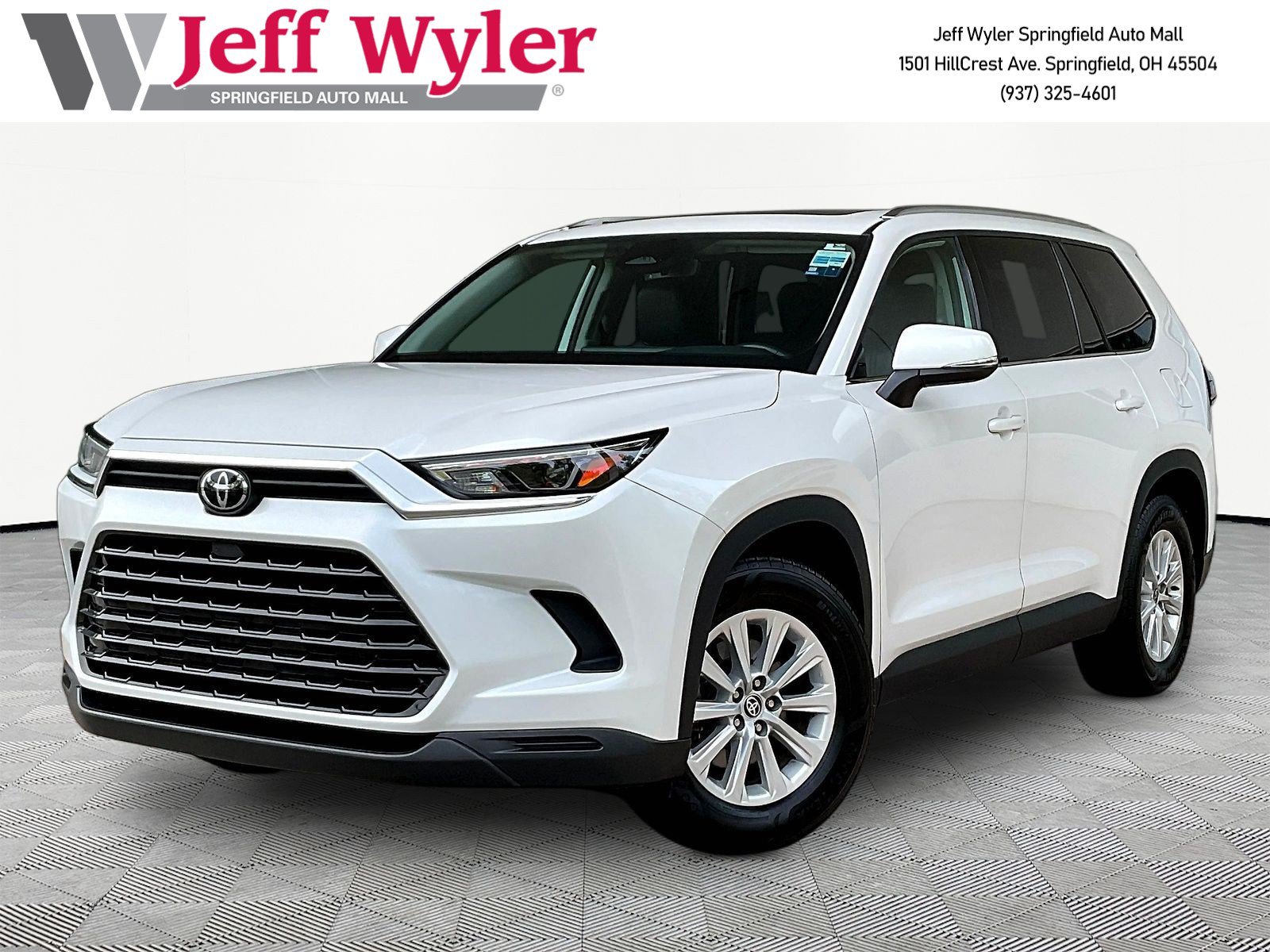 Certified 2024 Toyota Grand Highlander AWD image 1