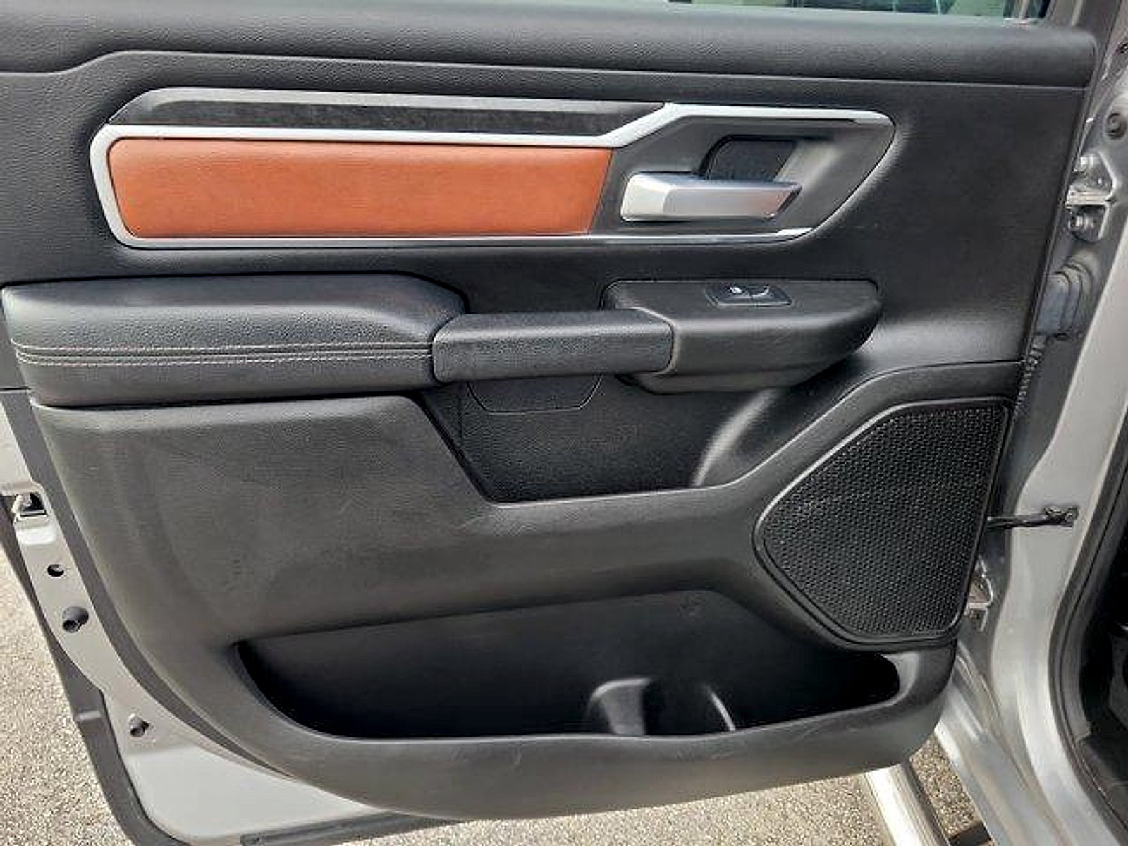 Used 2019 RAM 1500 Big Horn RWD image 18