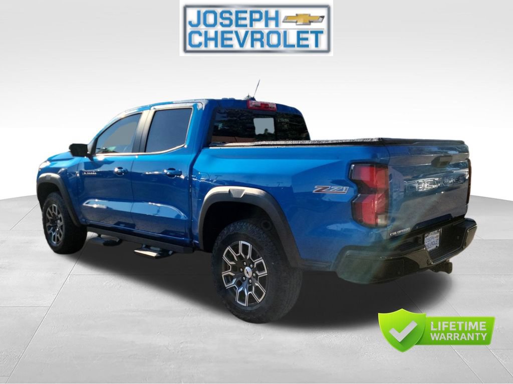 Used 2024 Chevrolet Colorado Z71 w/ Z71 Convenience Package 2 AWD/4WD video 3