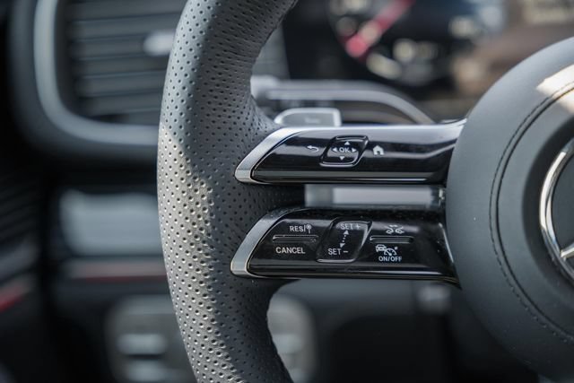 New 2026 Mercedes-Benz GLS 450 4MATIC image 32