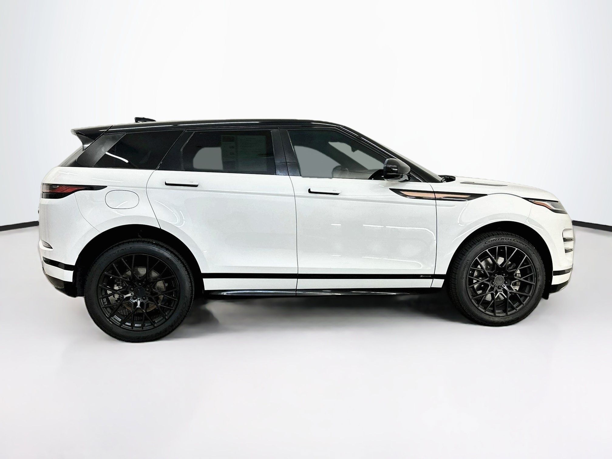 Used 2020 Land Rover Range Rover Evoque R-Dynamic S AWD/4WD image 10