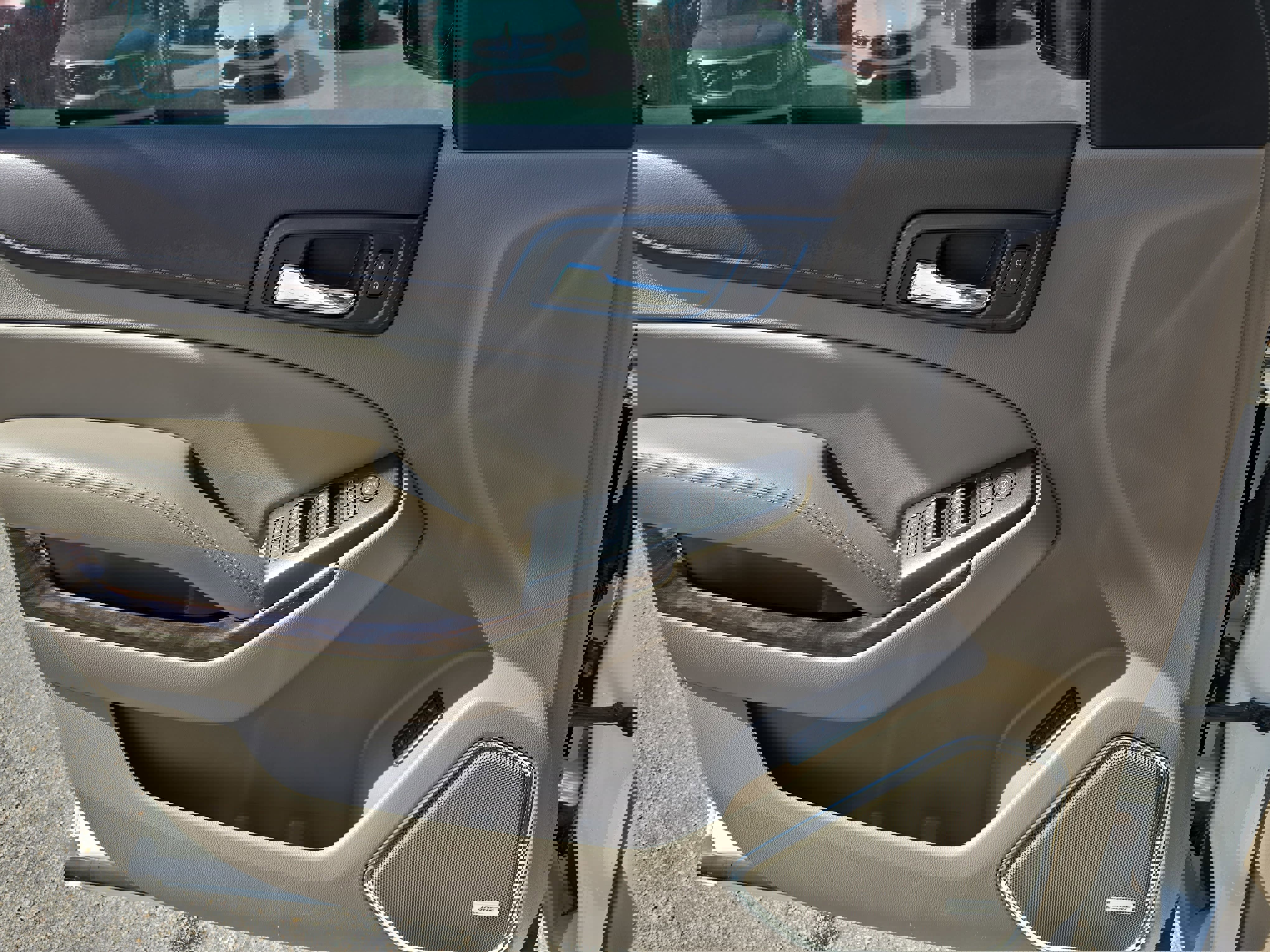 Used 2015 GMC Yukon XL SLT w/ Open Road Package image 29