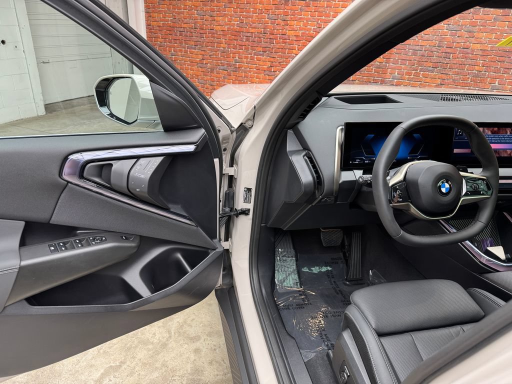 Certified 2025 BMW X3 xDrive30i AWD/4WD image 9