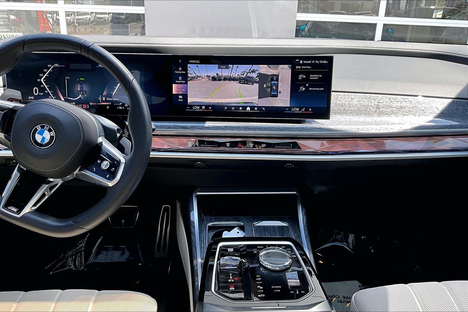 Used 2025 BMW 760i xDrive w/ Luxury Rear Seating Package AWD/4WD image 6