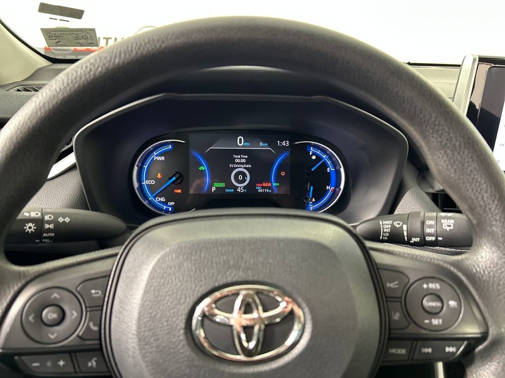 Used 2024 Toyota RAV4 XLE image 12