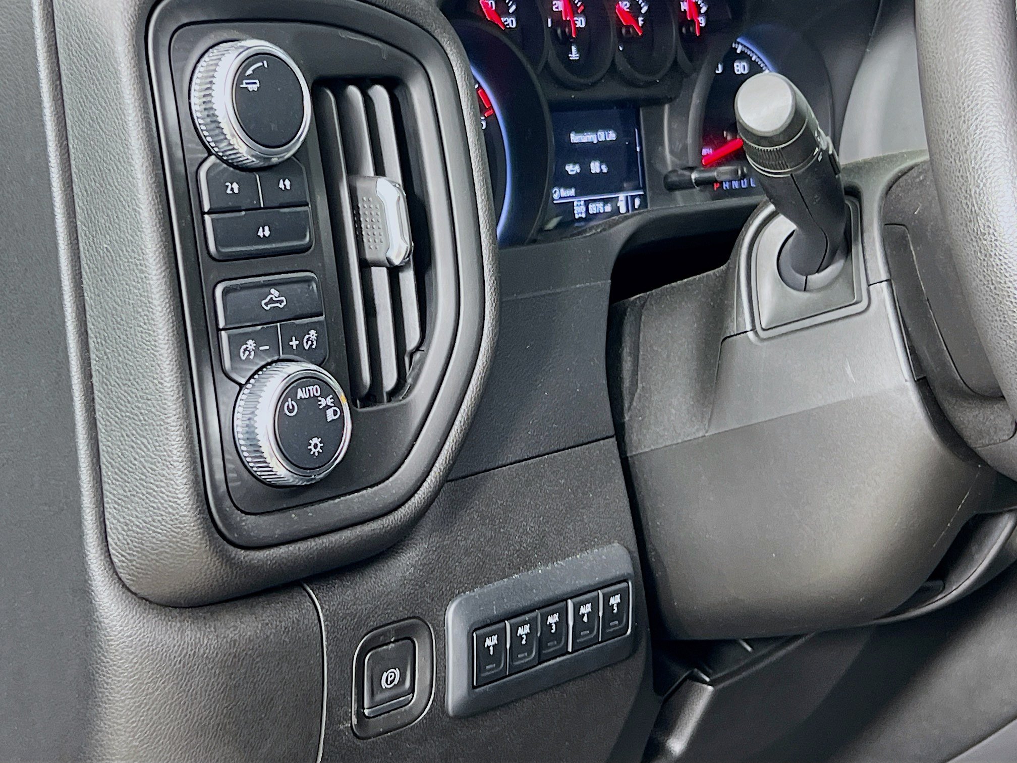 Used 2023 GMC Sierra 2500 Pro w/ Convenience Package AWD/4WD image 12