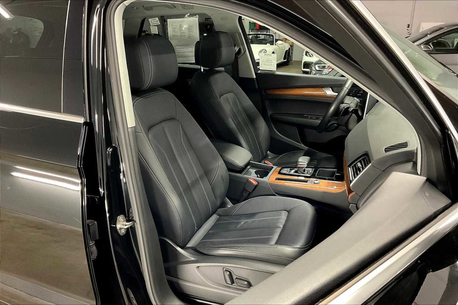 Used 2023 Audi Q5 2.0T Premium image 10