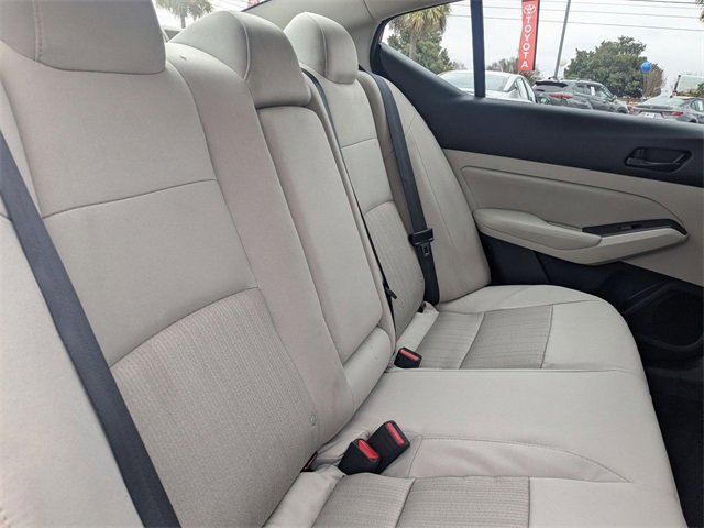 Used 2025 Nissan Altima 2.5 SV image 29