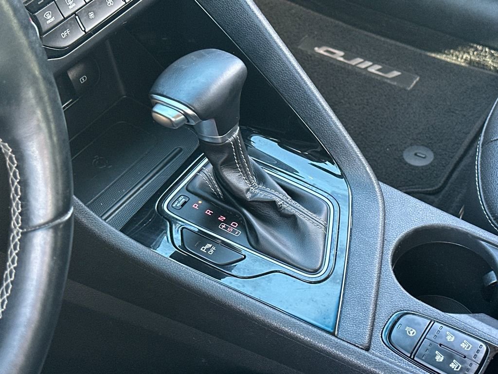 Used 2022 Kia Niro EX Premium image 19