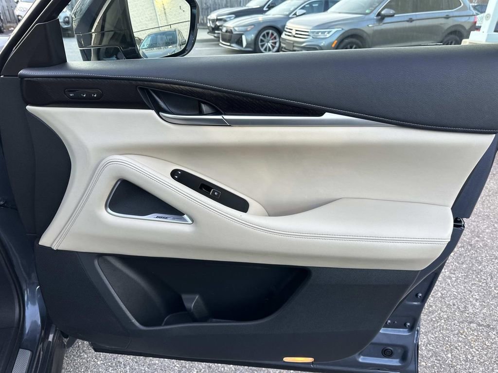 Used 2022 INFINITI QX60 Sensory w/ Vision Package image 40