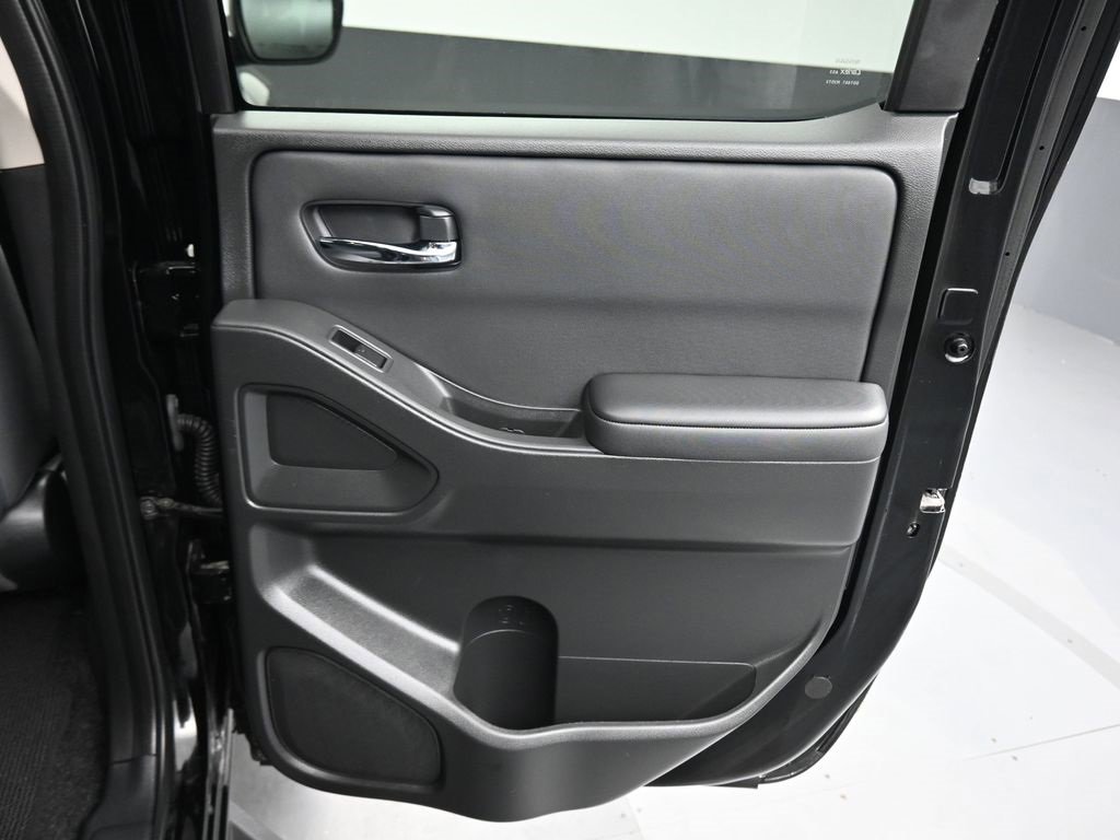 Used 2024 Nissan Frontier SV w/ SV Convenience Package image 36