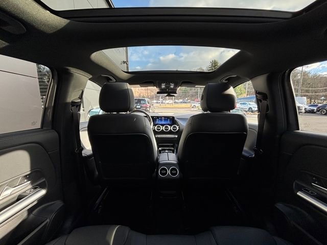 Used 2025 Mercedes-Benz GLA 250 4MATIC image 49