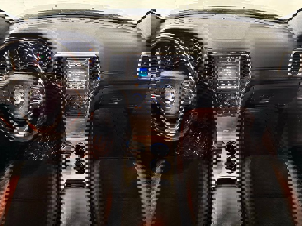 Used 2015 Jeep Grand Cherokee Altitude image 31