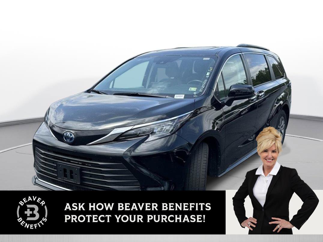 Certified 2024 Toyota Sienna XLE FWD video 1